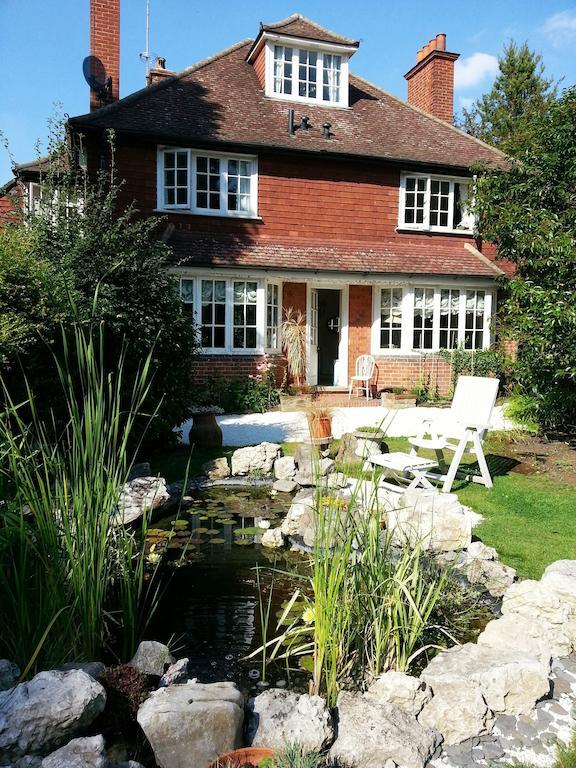 Rosemead Guest House Claygate Buitenkant foto