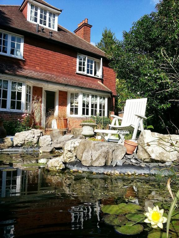 Rosemead Guest House Claygate Buitenkant foto