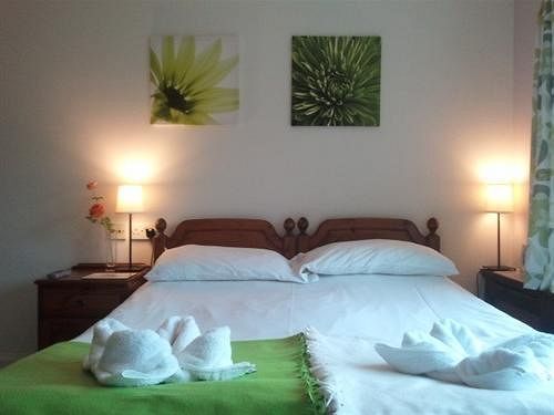 Rosemead Guest House Claygate Buitenkant foto